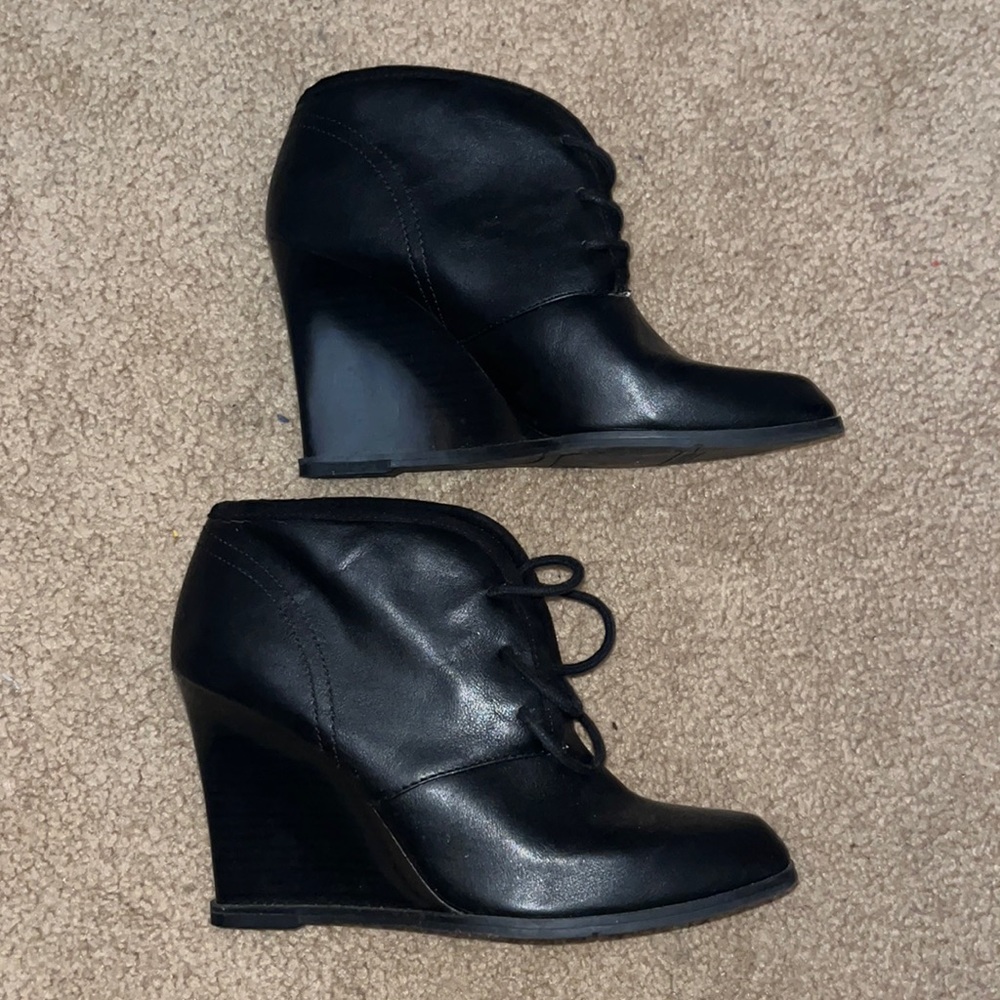 Nine West wedge leather boots